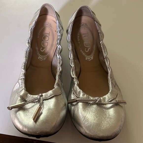 ballerina flats Tod’s silver new without box size 8